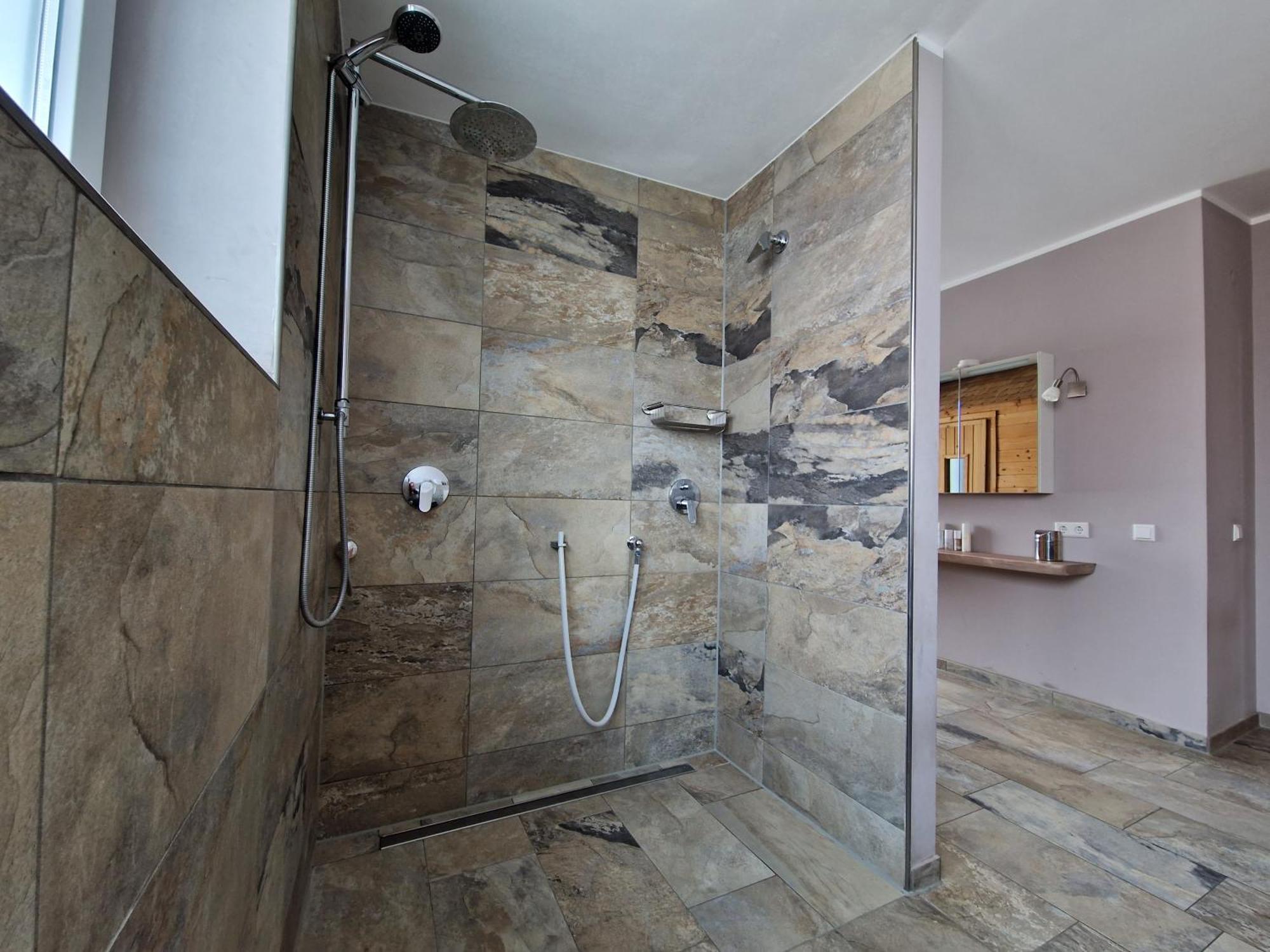 Wohnung Mit Sauna, Garten & Schwimmteich Bietigheim-Bissingen Exterior foto